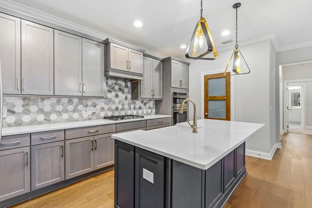 3688 Furlong Drive, Grove City, OH 43123