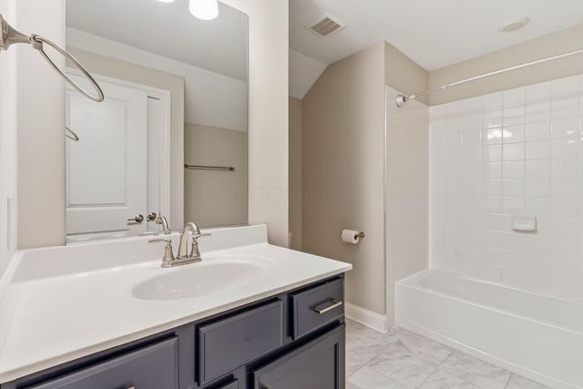 3688 Furlong Drive, Grove City, OH 43123