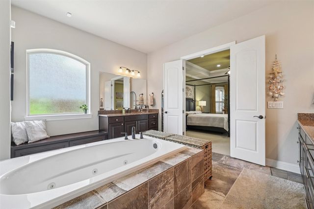 2921 Zoysia DR, Leander, TX 78641