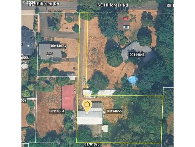 9798 Se HILLCREST Rd, Happy Valley, OR 97086