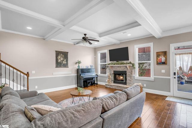 209 Tuscany Falls Drive, Simpsonville, SC 29681