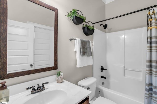 209 Tuscany Falls Drive, Simpsonville, SC 29681