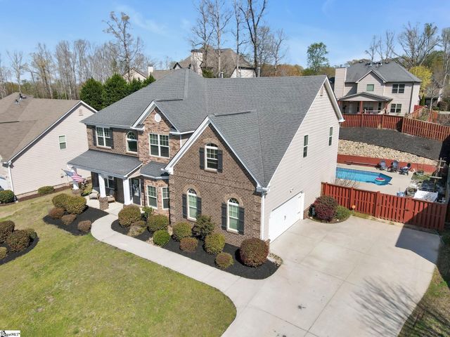 209 Tuscany Falls Drive, Simpsonville, SC 29681