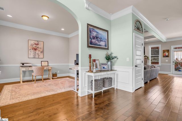 209 Tuscany Falls Drive, Simpsonville, SC 29681