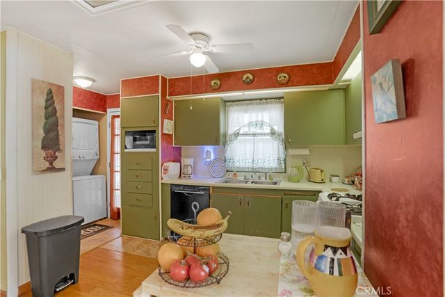 800 San Mateo, Hemet, CA 92543