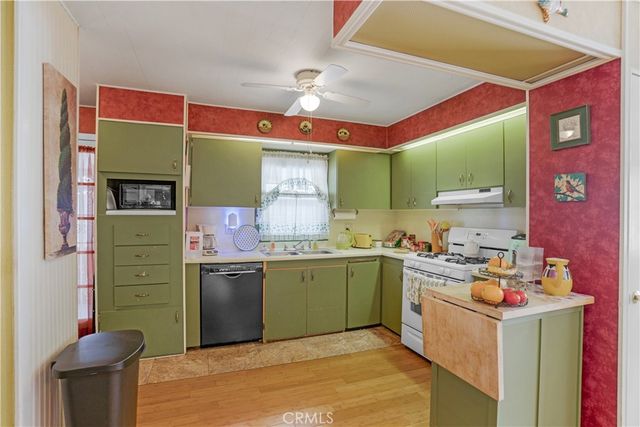 800 San Mateo, Hemet, CA 92543