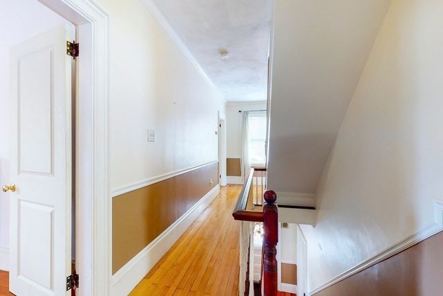 21 Robertson St, Quincy, MA 02169