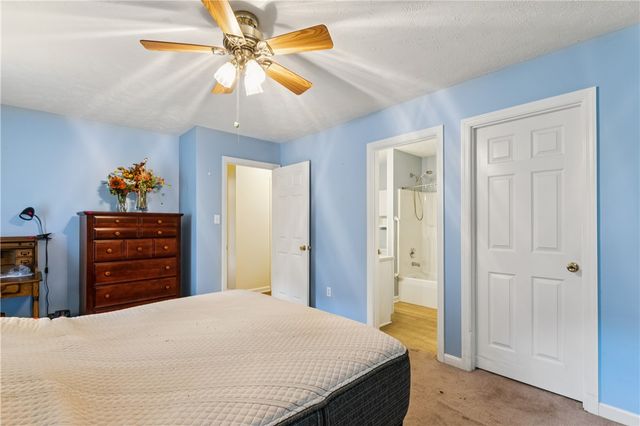 126 Crosswynds Dr, Chippewa Twp, PA 15010