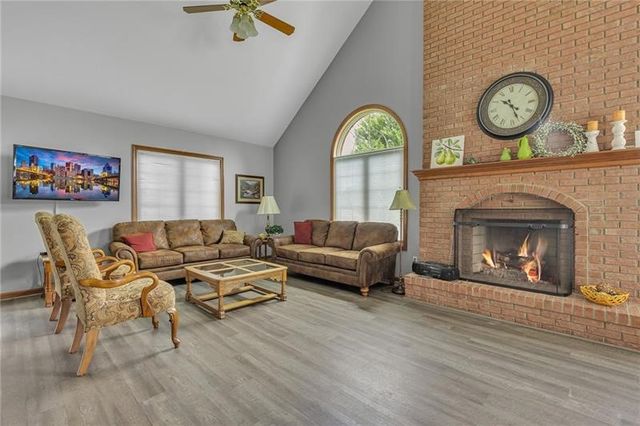 126 Crosswynds Dr, Chippewa Twp, PA 15010
