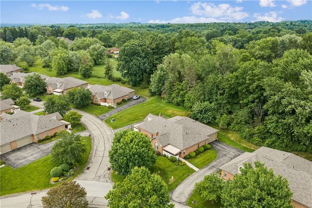 126 Crosswynds Dr, Chippewa Twp, PA 15010