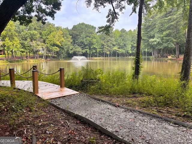 868 Edgewater Circle, Marietta, GA 30062