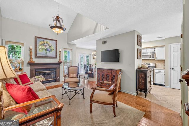 868 Edgewater Circle, Marietta, GA 30062