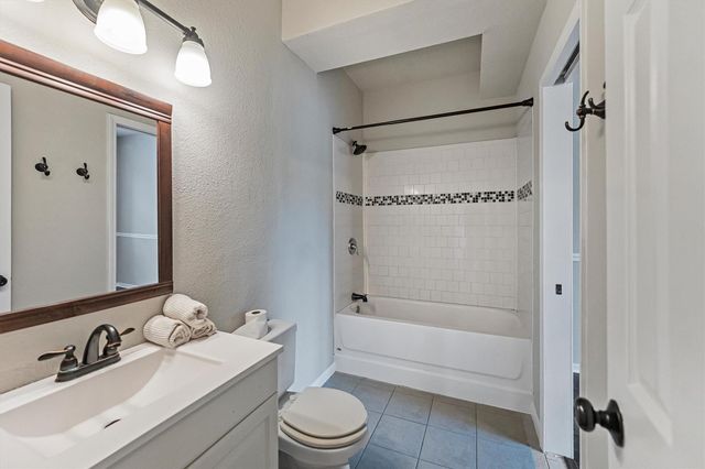 11507 Canyon Woods Drive, Tomball, TX 77377