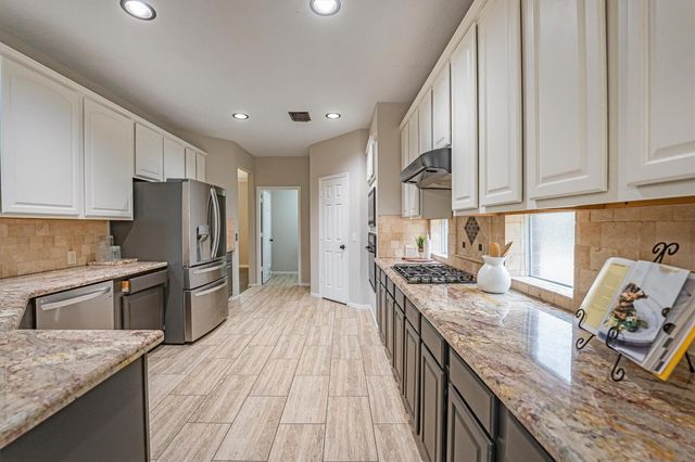 11507 Canyon Woods Drive, Tomball, TX 77377