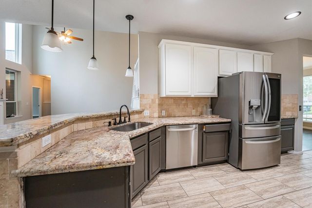 11507 Canyon Woods Drive, Tomball, TX 77377