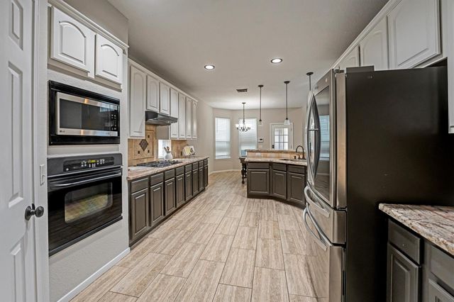 11507 Canyon Woods Drive, Tomball, TX 77377