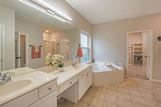 11507 Canyon Woods Drive, Tomball, TX 77377