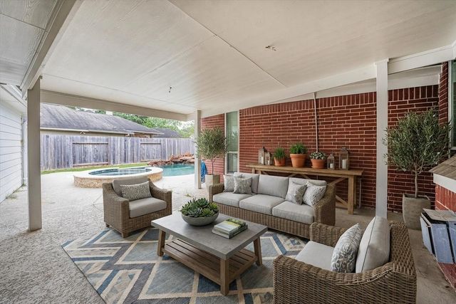 11507 Canyon Woods Drive, Tomball, TX 77377