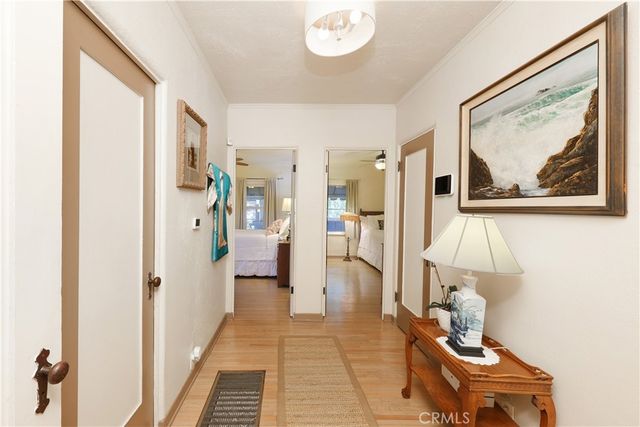 404 N Vinedo Avenue, Pasadena, CA 91107