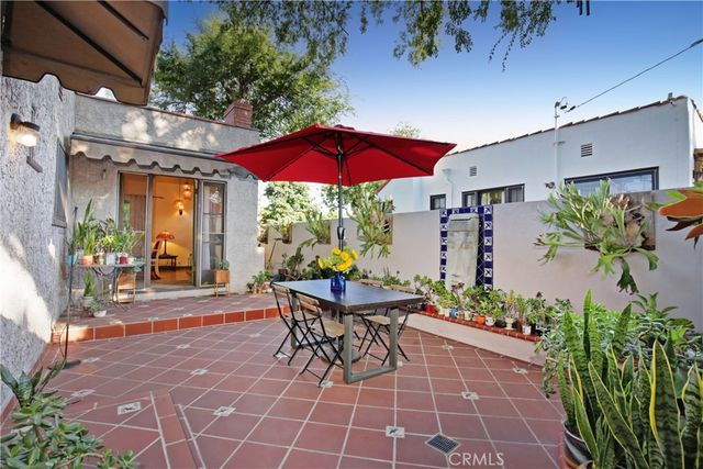 404 N Vinedo Avenue, Pasadena, CA 91107
