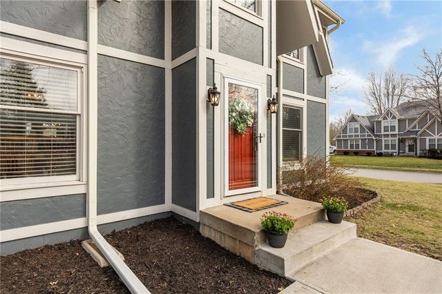 11943 S Hallet Street, Olathe, KS 66062