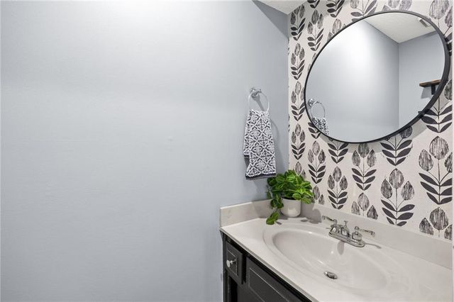 11943 S Hallet Street, Olathe, KS 66062