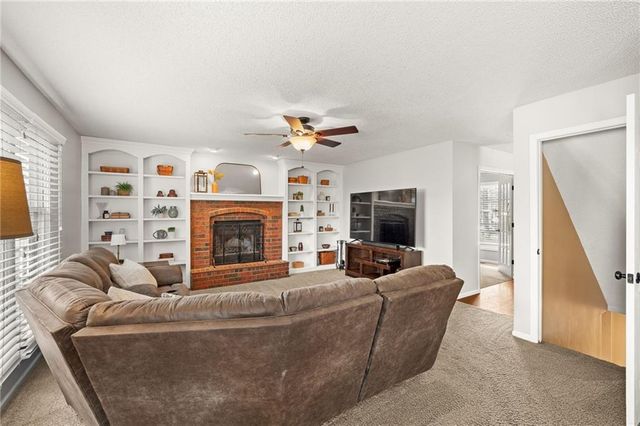 11943 S Hallet Street, Olathe, KS 66062