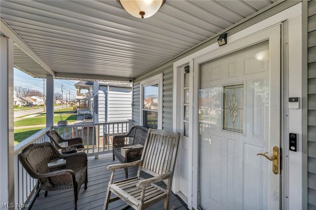 12909 Sprecher Avenue, Cleveland, OH 44135