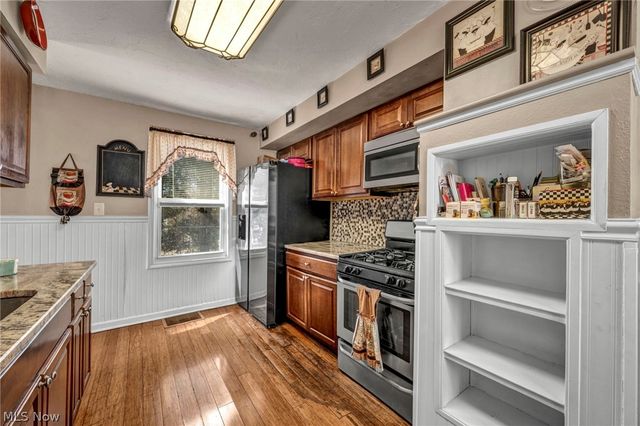 12909 Sprecher Avenue, Cleveland, OH 44135