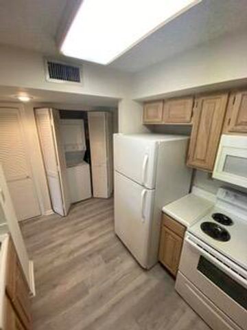 1280 S Alhambra Circle 1221, Coral Gables, FL 33146