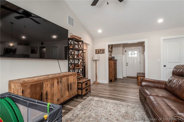 5543 Limestone Creek Drive, Charlestown, IN 47111