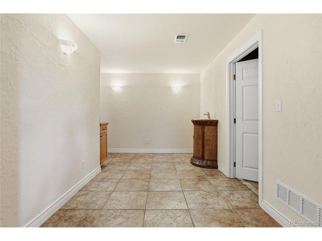 11162 W Mesa Run, Littleton, CO 80125