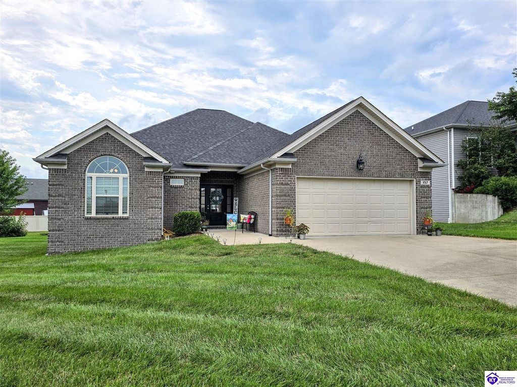 157 Tuscany Lane, Vine Grove, KY 40175