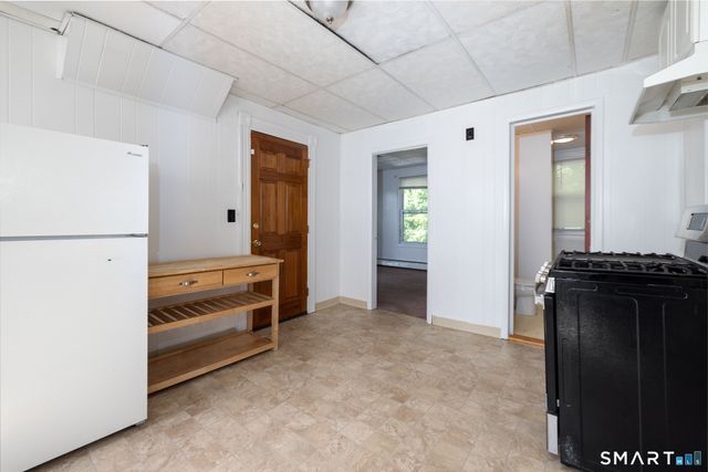 95 Sunnyside Avenue, Waterbury, CT 06708