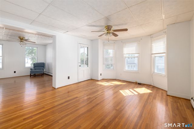 95 Sunnyside Avenue, Waterbury, CT 06708