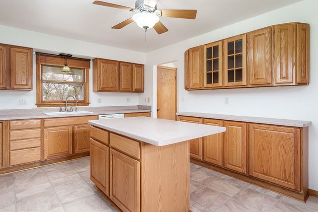 6435 COLUMBINE Boulevard, Rockford, IL 61108