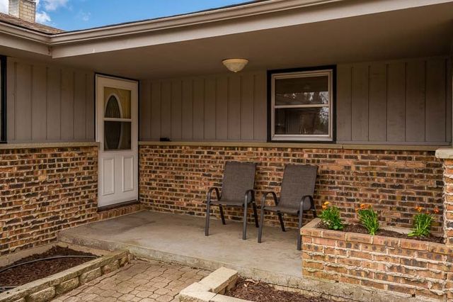 6435 COLUMBINE Boulevard, Rockford, IL 61108