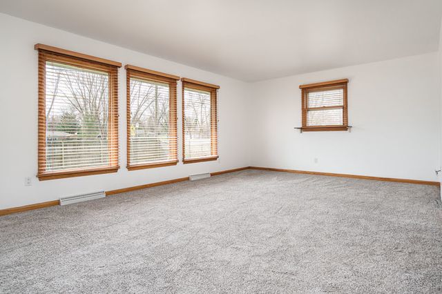 6435 COLUMBINE Boulevard, Rockford, IL 61108