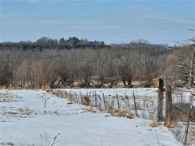 692 250th Street, Woodville, WI 54028