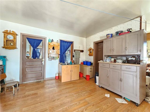 692 250th Street, Woodville, WI 54028