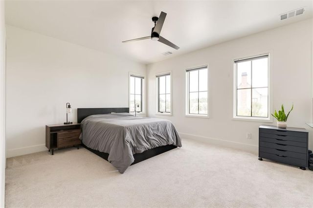 1052 SW 16th Street, Oklahoma City, OK 73108