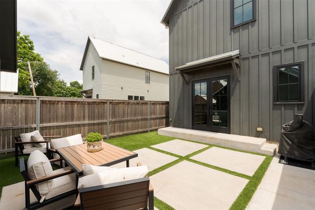 1052 SW 16th Street, Oklahoma City, OK 73108