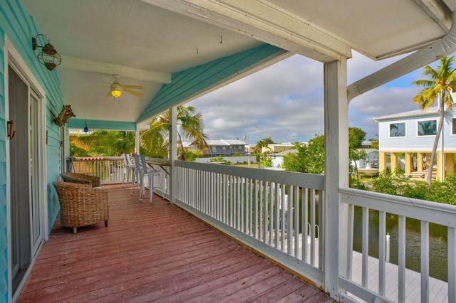 W 420 Indies Drive, Ramrod Key, FL 33042