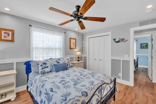 W 420 Indies Drive, Ramrod Key, FL 33042