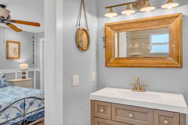 W 420 Indies Drive, Ramrod Key, FL 33042