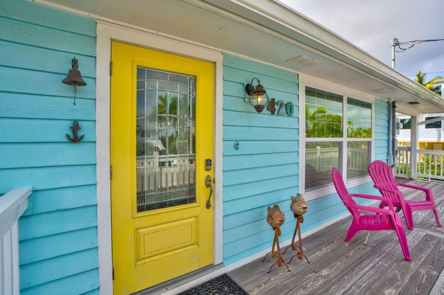 W 420 Indies Drive, Ramrod Key, FL 33042