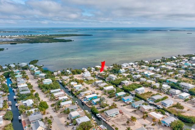 W 420 Indies Drive, Ramrod Key, FL 33042