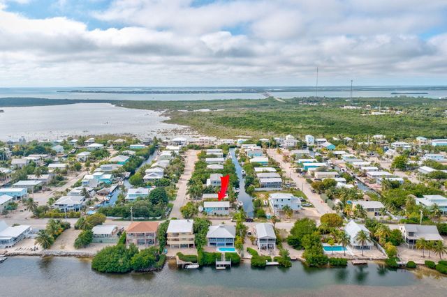 W 420 Indies Drive, Ramrod Key, FL 33042