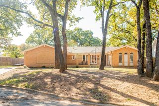 7544 Monterrey Drive, Fort Worth, TX 76112