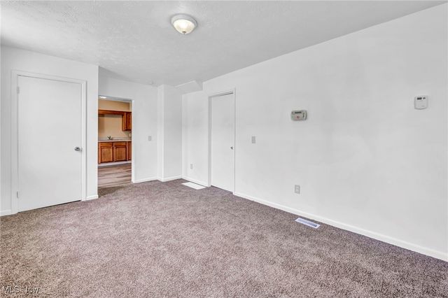 4571 Sackett Avenue, Cleveland, OH 44109